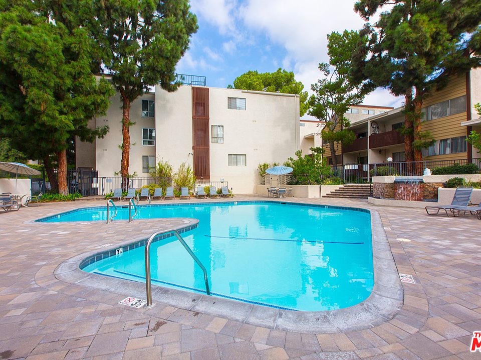 1st image of 5950 Canterbury Dr APT C308
