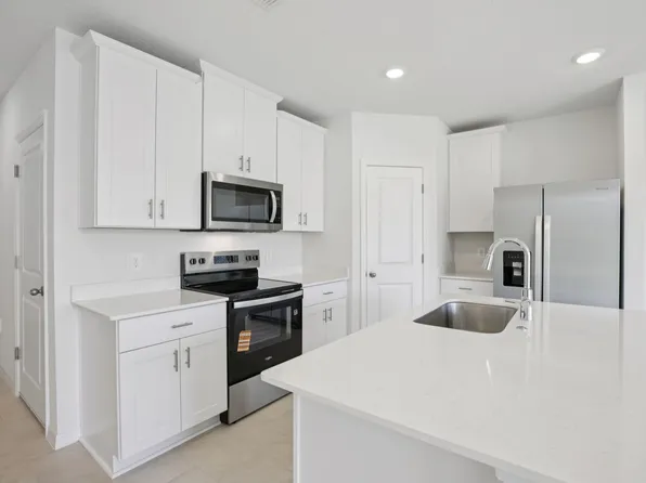 16274 Bird Of Paradise Ave, Clermont, FL 34714