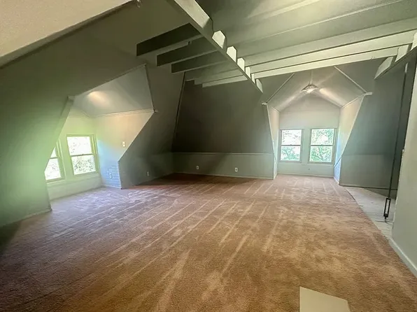 678 Crosby St #3, Akron, OH 44302