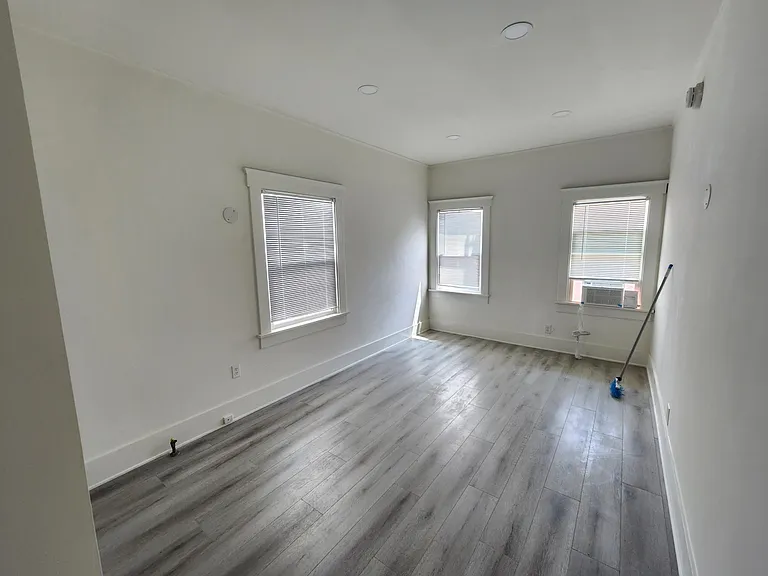 1112 Magnolia Ave #1112 — Photo 9
