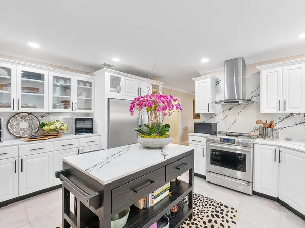 8520 NW 29th Drive, Coral Springs, FL 33065