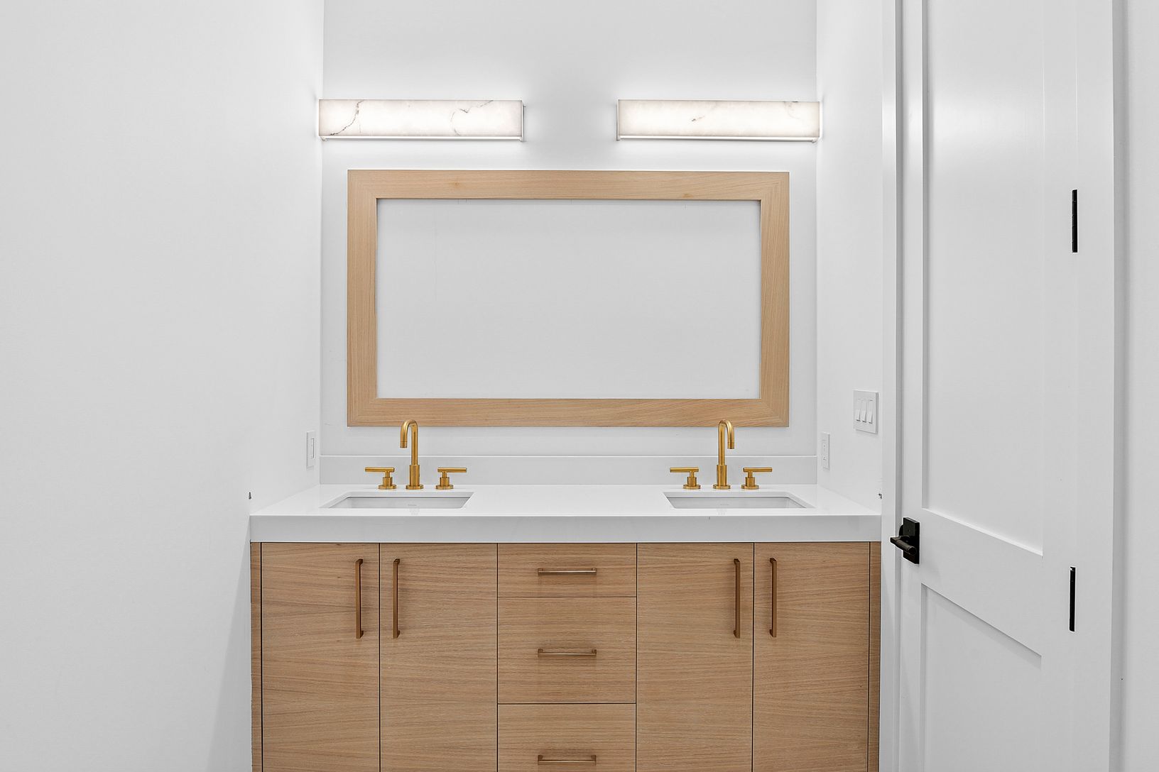  Main Floor Jr. Primary Bath 