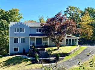 18 Lisa Dr, Oxford, CT 06478