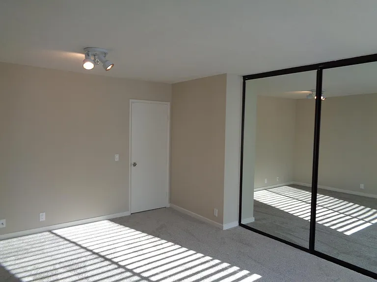 6926 Park Mesa Way — Photo 10