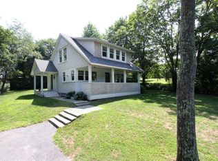 18 W Main Rd, Little Compton, RI 02837