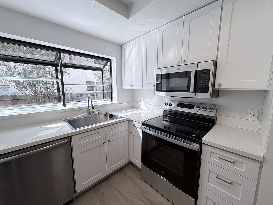 1st image of 1428 Grand Ave APT C