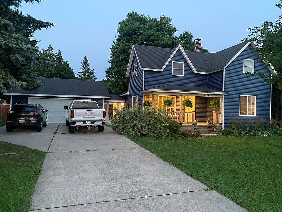 2nd image of 1224 State St