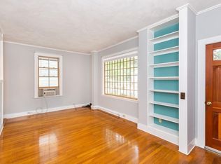 56 N Main St, Ipswich, MA 01938