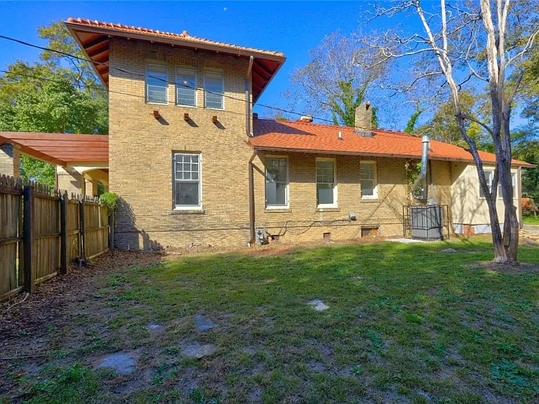 2733 Hillcrest Ave — Photo 47