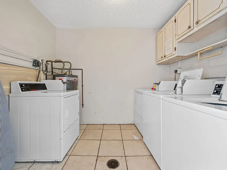 308 Southwind Ct #6 — Photo 20