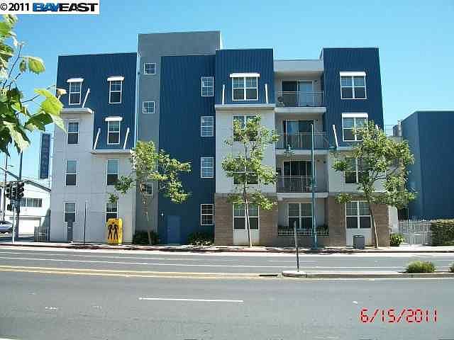 1st image of 1121 40th St APT 5103