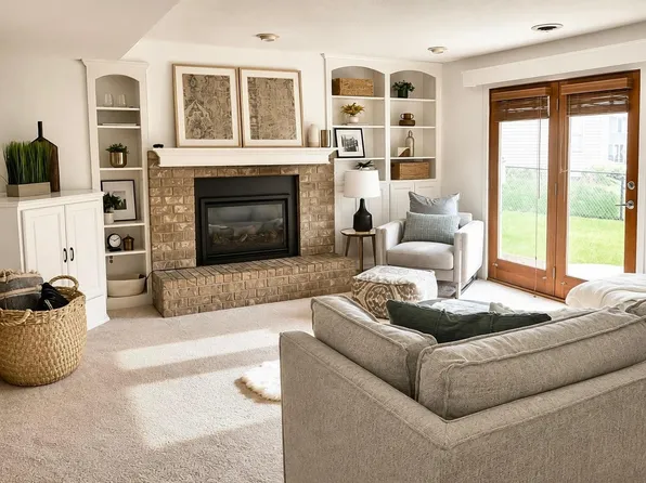 6522 Gray Fox Curv, Chanhassen, MN 55317