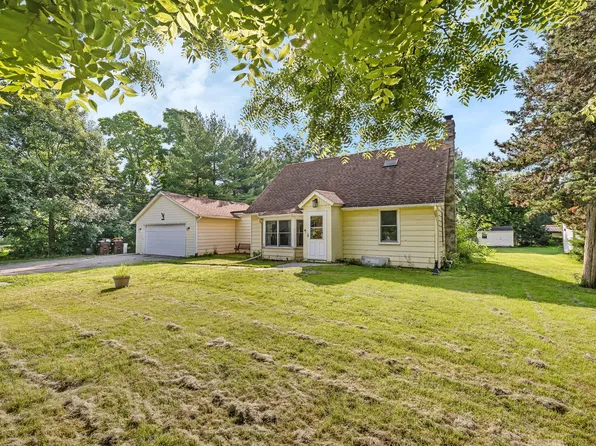 1819 State Route 176, Crystal Lake, IL 60014