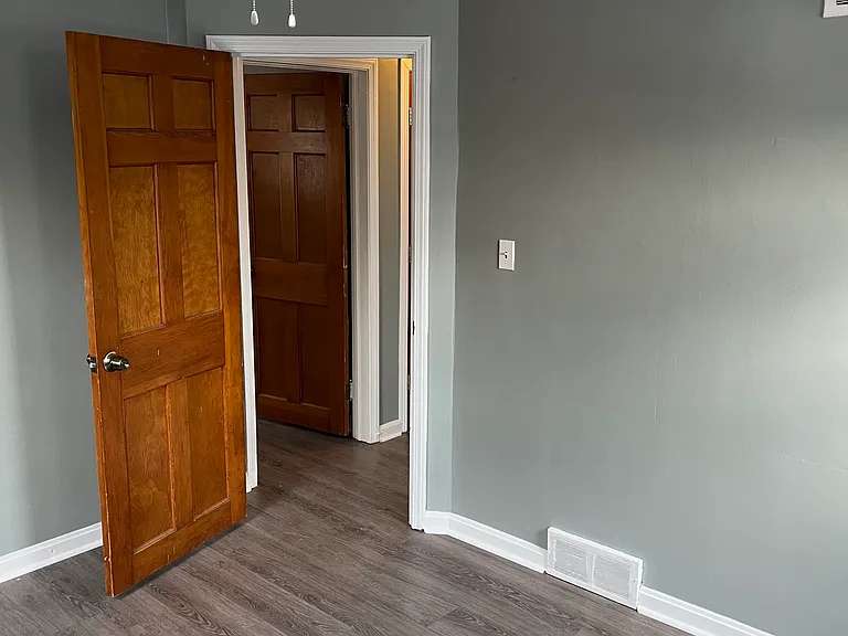 21430 Crystal Ave #1 — Photo 8
