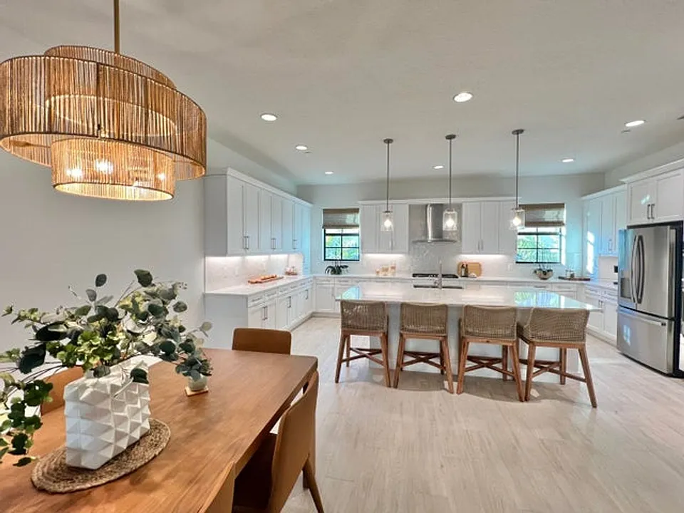 5252 Beckman Ter