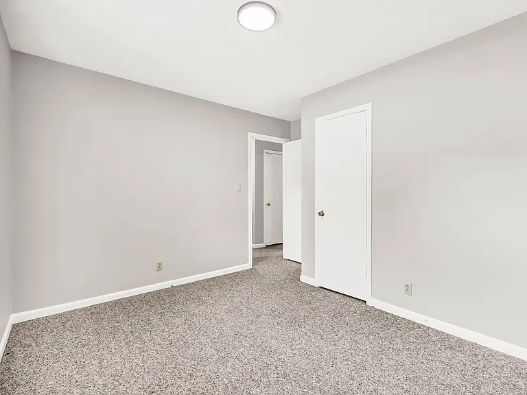 3104 Spring Creek Ct — Photo 16