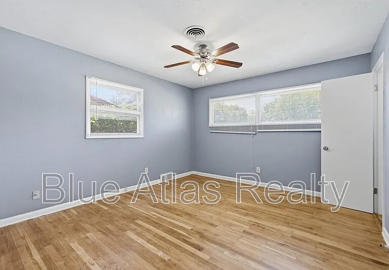 6901 Greenlee St — Photo 12