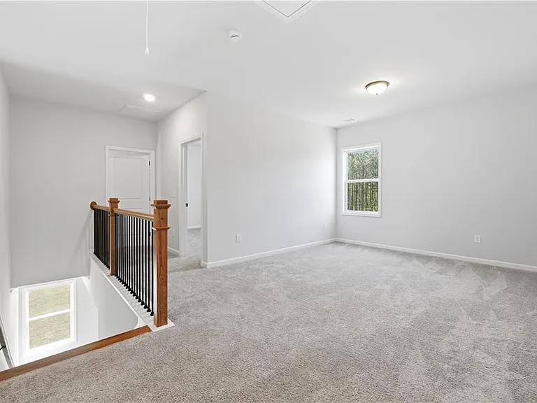 176 Brant Cir — Photo 15