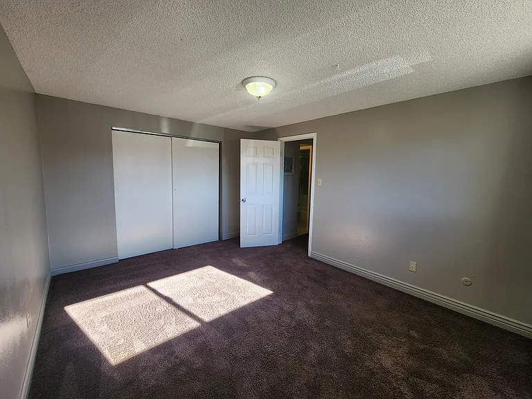 1941 Clinton St #202 — Photo 11