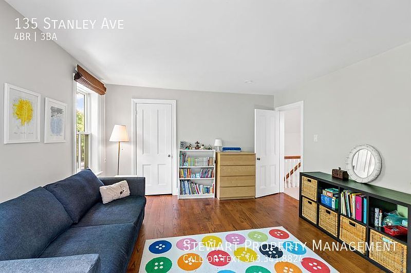 Ottawa House for rent - 4 Bedrooms — photo 16