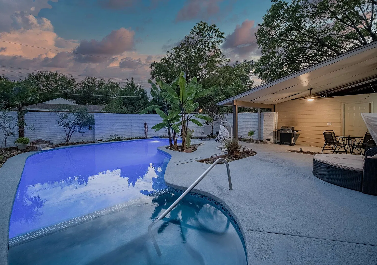 Modern 5BR Dallas Home w/ Pool & Cinema Room — Photo 2