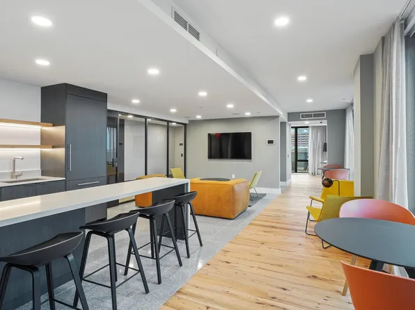 662 Pacific Street image 21 of 31