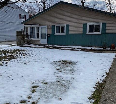 2nd image of 7580 Dahlia Dr