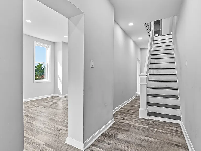 905 McCandless Ave — Photo 5