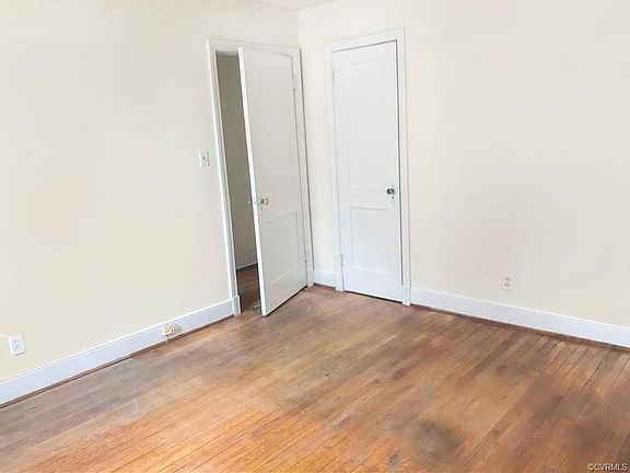4th image of 202 Winber Dr