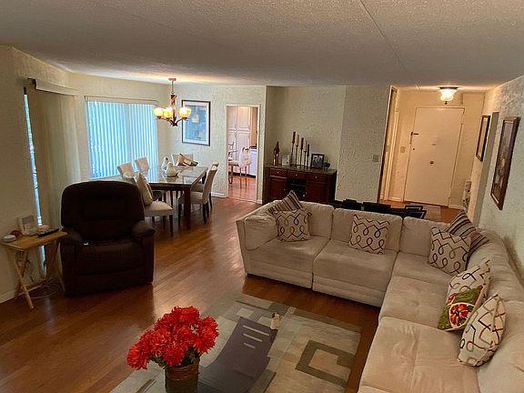 3rd image of 400 High Point Dr APT 211