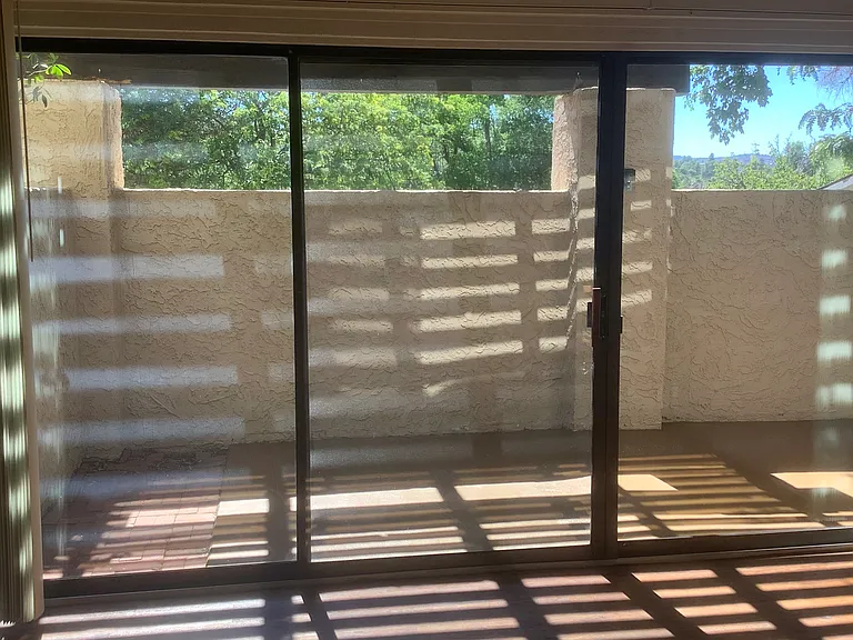 415 S Marina St — Photo 9