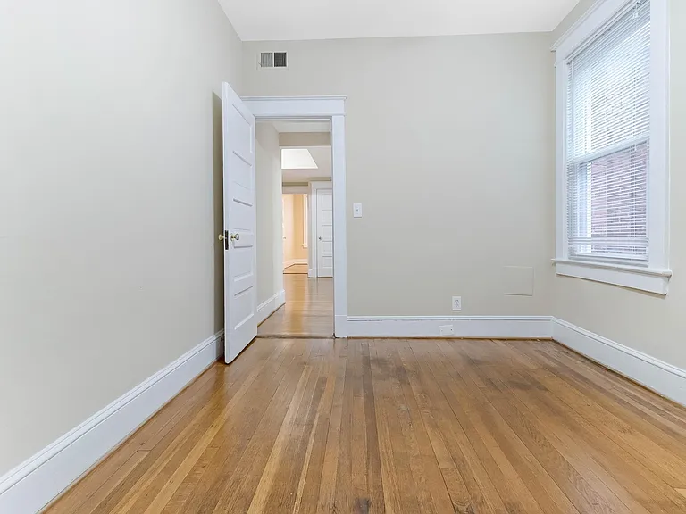 1724 T St NW #23 — Photo 16
