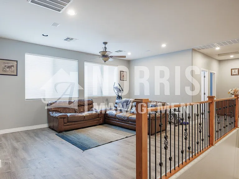 311 W Blue Lagoon Dr — Photo 36