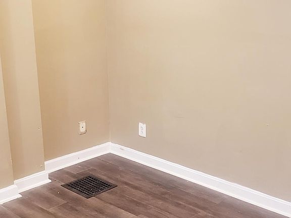 4th image of 426 N Spruce St