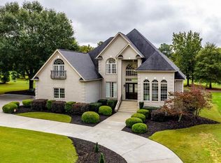 625 Driftwood Dr, Greer, SC 29651
