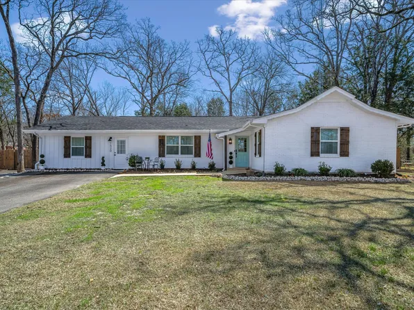 1520 Woodland St, Canton, TX 75103