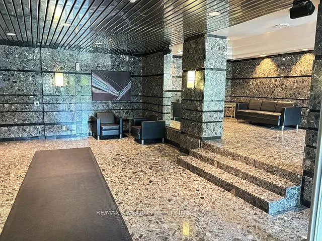 2 bed, $2,800 — Photo 4