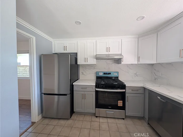 30516 Sandtrap Dr — Photo 8