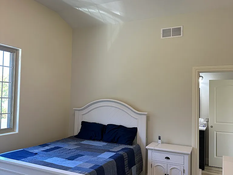 4521 Ravenswood Rd #1 — Photo 14
