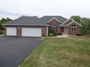 8695 N Grouse Run, Stillman Valley, IL 61084