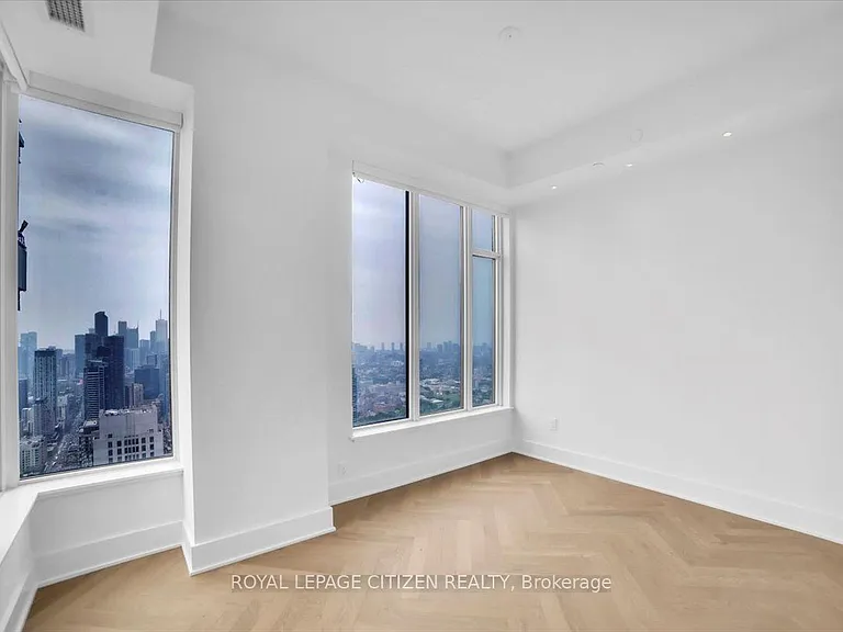 11 Yorkville Ave #6007 — Photo 11