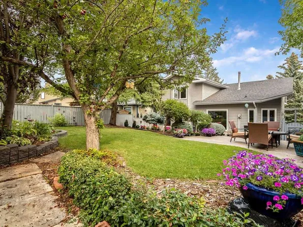 5019 N Norris Rd NW, Calgary, AB T2K 5R6