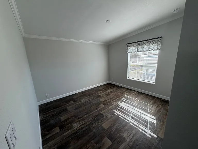 183 4th St E #183 — Photo 8