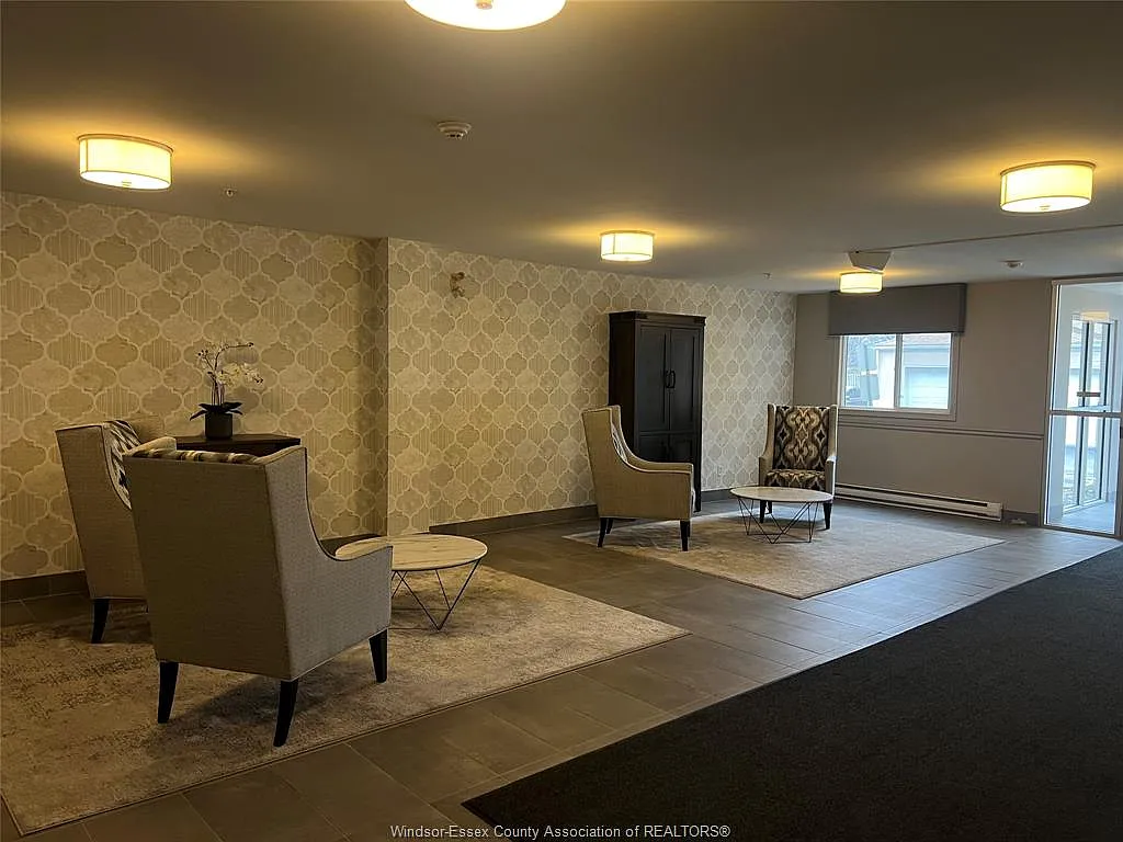 2 bed, 2.0 bath, $2,200 — Photo 4