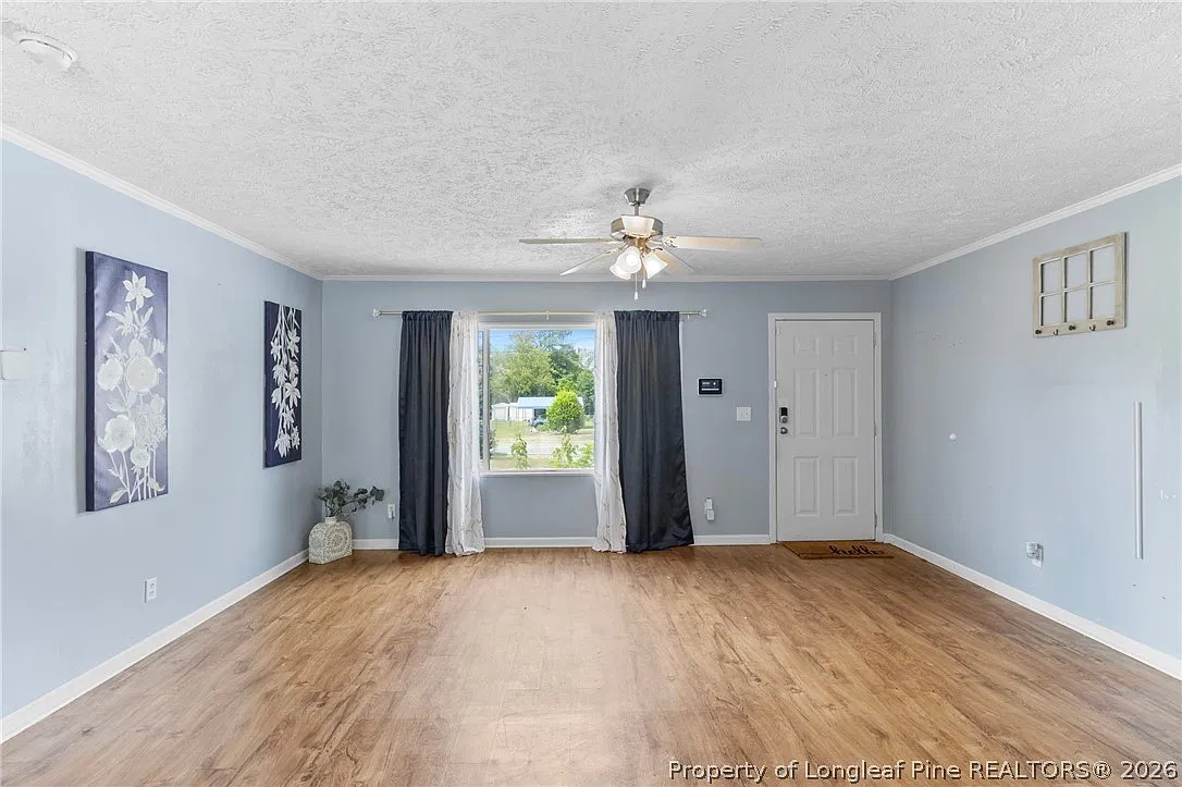 3 bed, 2.0 bath, 1503 sqft, $1,500 — Photo 4