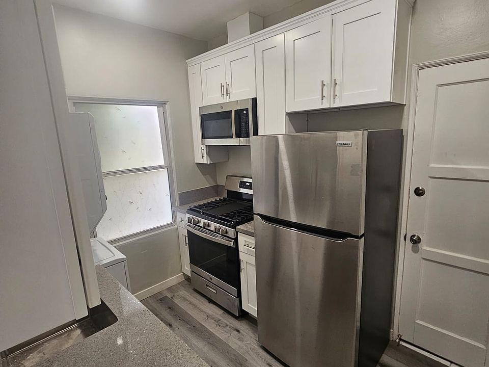 1st image of 3529 1st Ave #3527