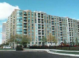 28 Pemberton Ave #702, Toronto, ON M2M 4L1
