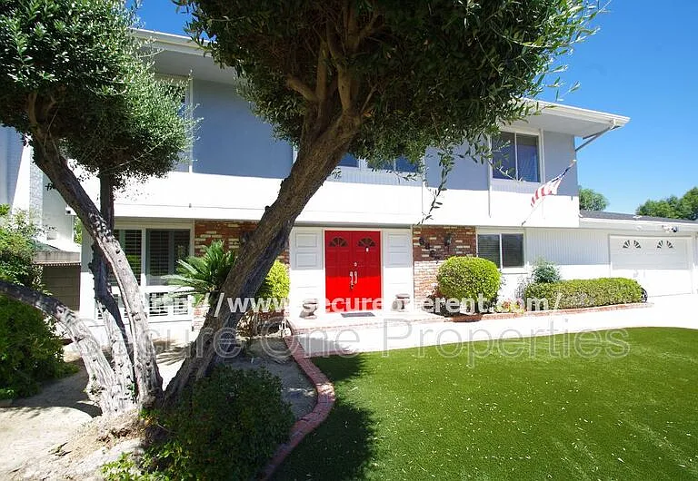 5827 Fairhaven Ave — Photo 4