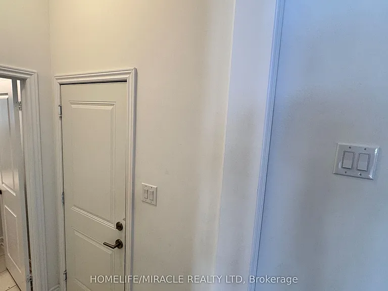 166 Seeley Ave — Photo 13