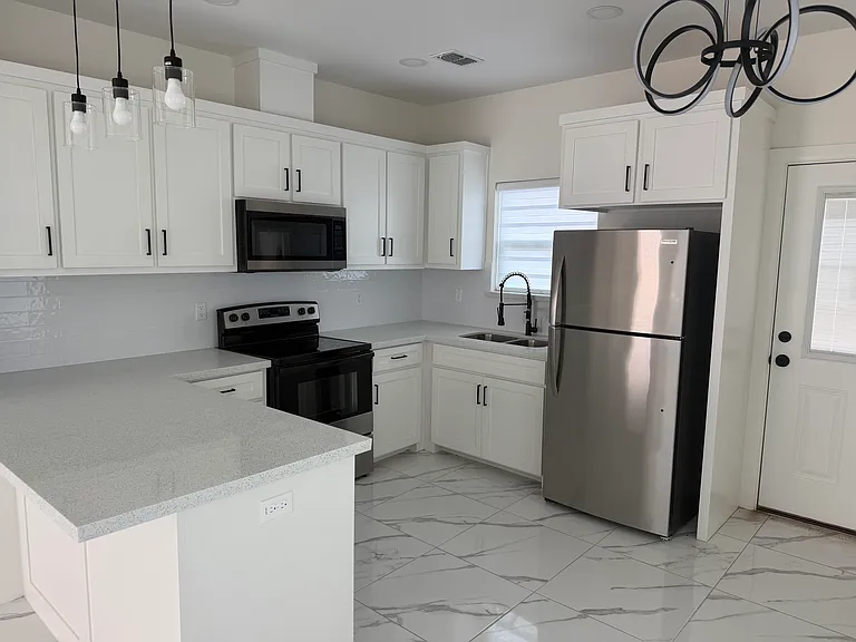 1324 N Abesam Ave #3 — Photo 3